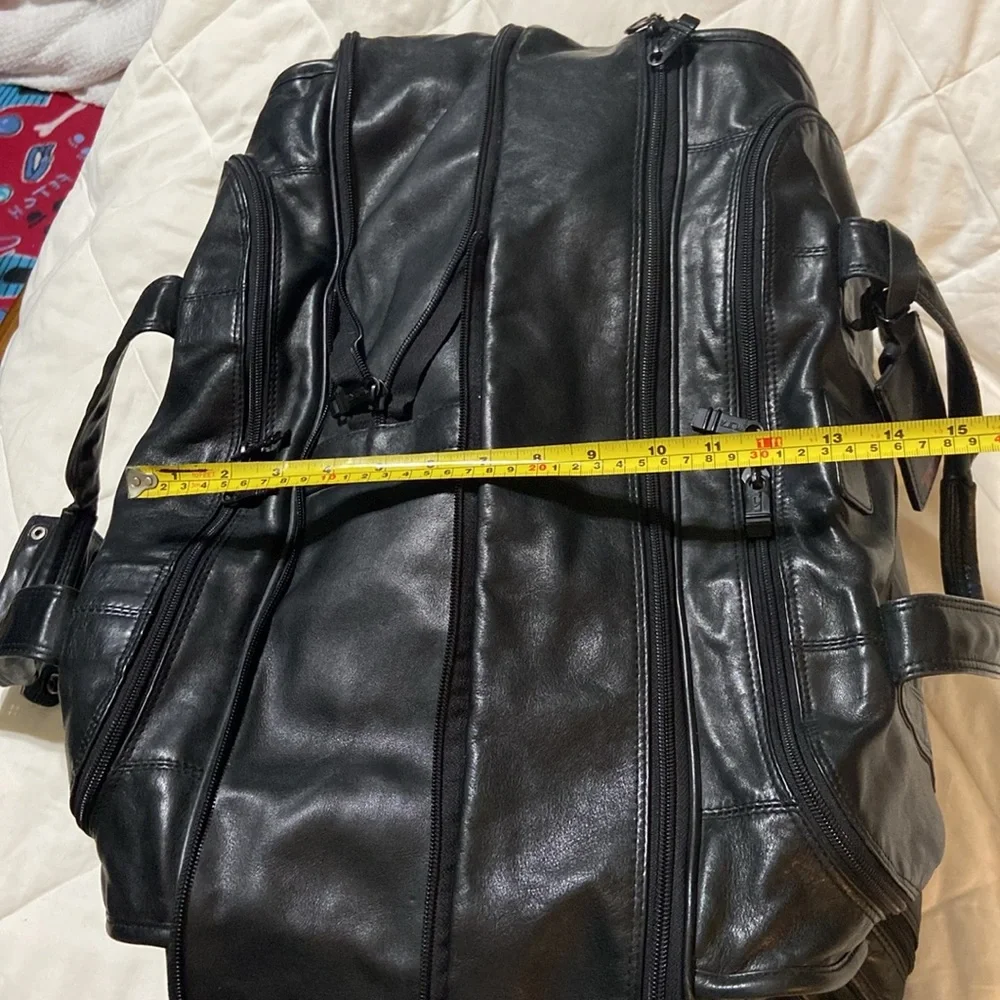 Vintage RARE TUMI Alpha Leather Duffle Bag Expandable XL Weekender Classic